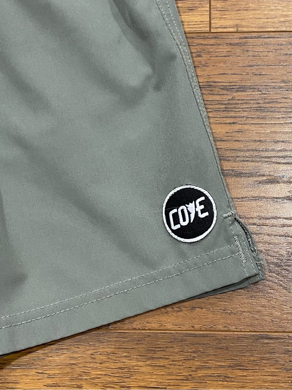 Cove Men's Green-Gray Athletic Shorts   Size 38 - Picture 4 of 10